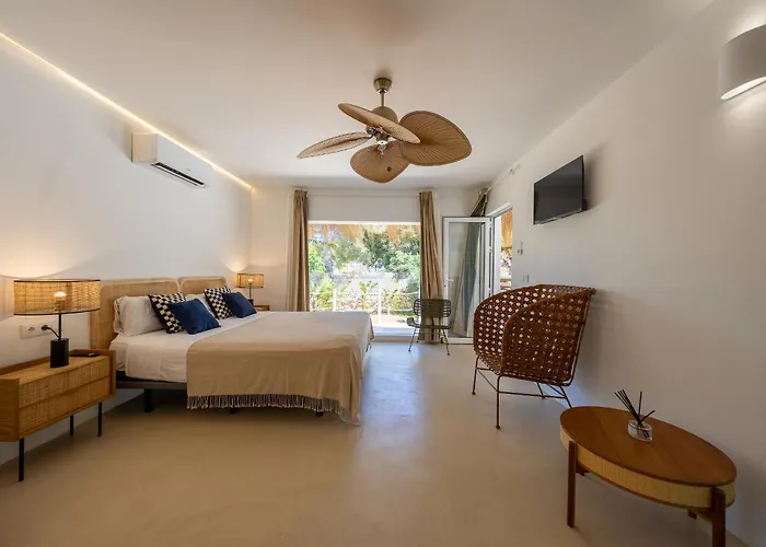 Clara Ibiza Villa Santa Eularia des Riu