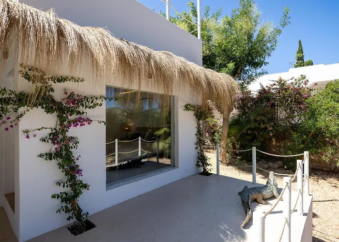 Clara Ibiza * Santa Eularia des Riu