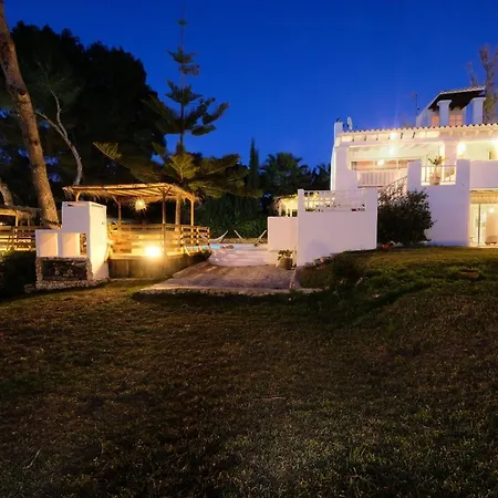 Clara Ibiza *
