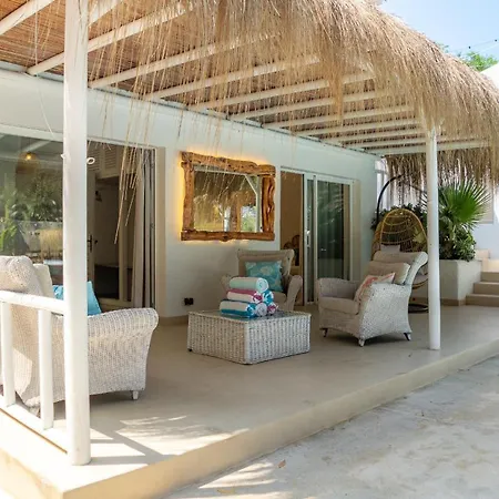 Clara Ibiza Santa Eularia des Riu