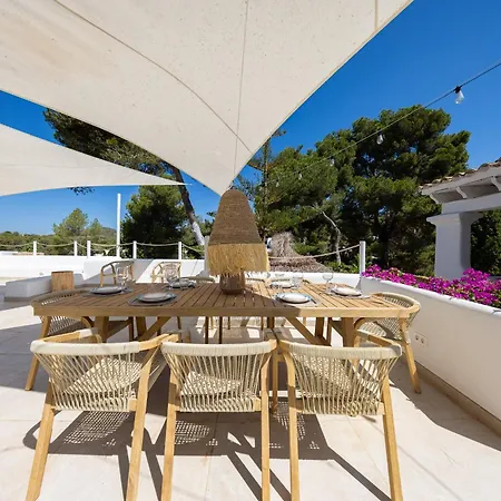 Clara Ibiza * Santa Eulária des Riu